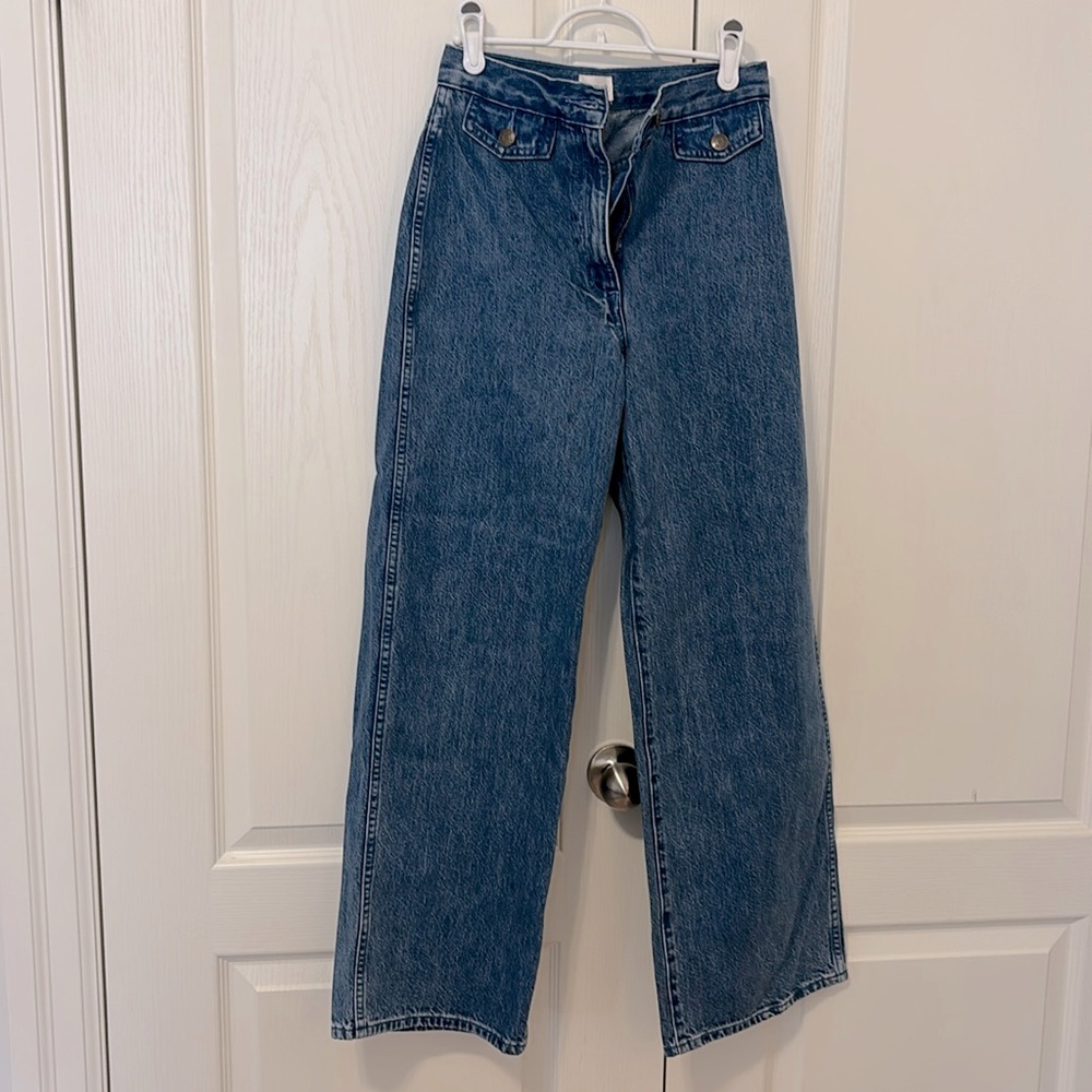 Aritzia | Wilfred range Jean (size: 4)